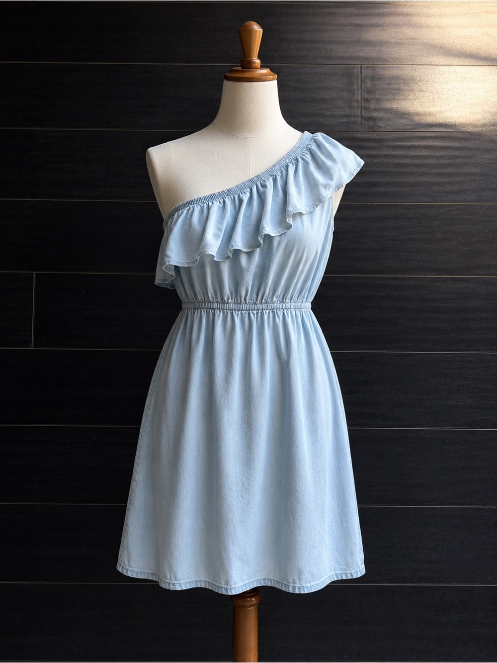 Old Navy Light Blue Denim One-Shoulder Ruffle Dress size Large